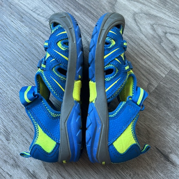 Merrill Hydro rubber bottom sandals youth size 2 - Picture 4 of 8